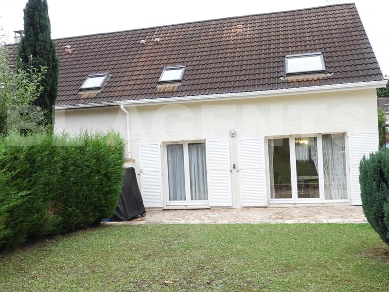 Maison - 75 m² - 4 pièces
