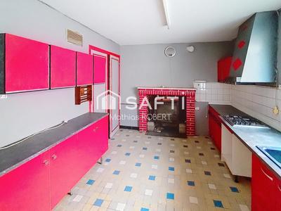 Maison - 80 m² - 4 pièces