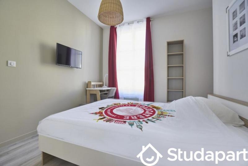 Chambre - 13 m² - 1 pièce