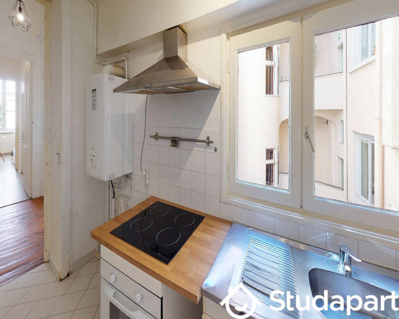 Chambre - 90 m² - 1 pièce