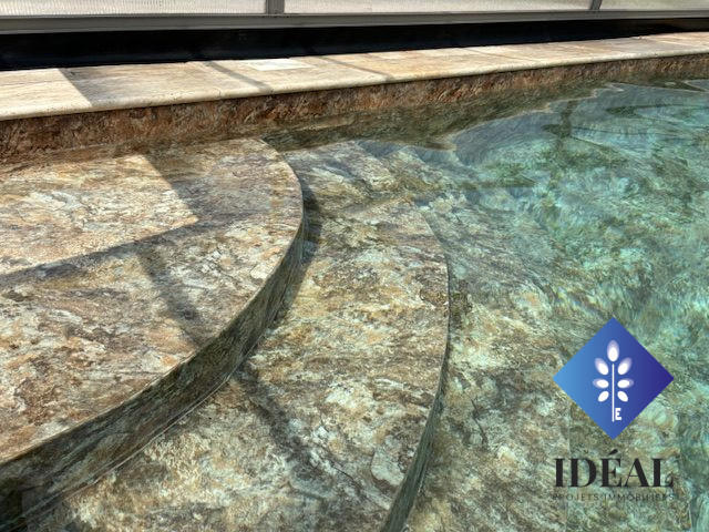 Maison - 255 m² - 6 pièces