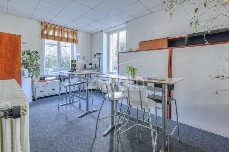 Bureau - 500 m² - 17 pièces