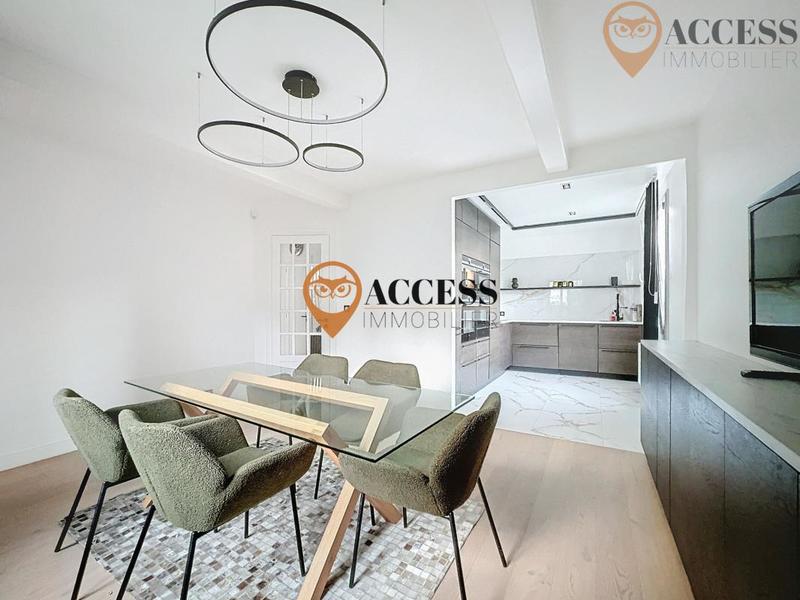 Maison - 184 m² - 8 pièces