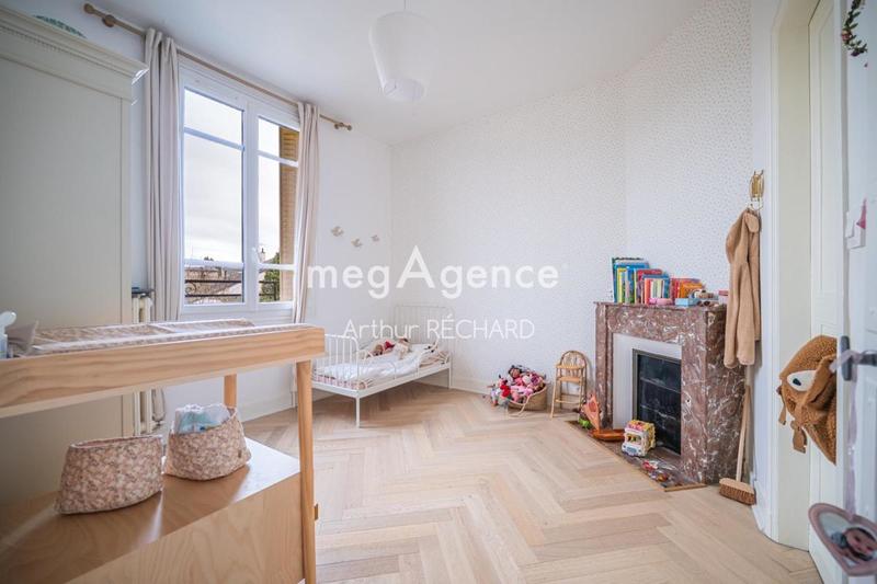 Maison - 102 m² - 5 pièces