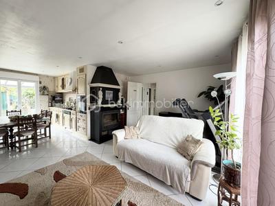 Maison - 85 m² - 4 pièces