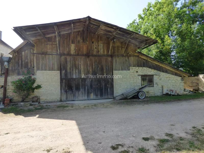 Maison - 310 m² - 11 pièces