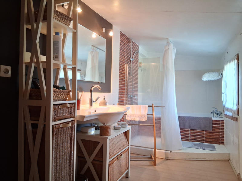 Maison - 179 m² - 5 pièces