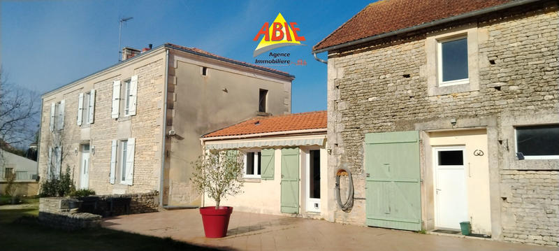 Maison - 180 m² - 7 pièces