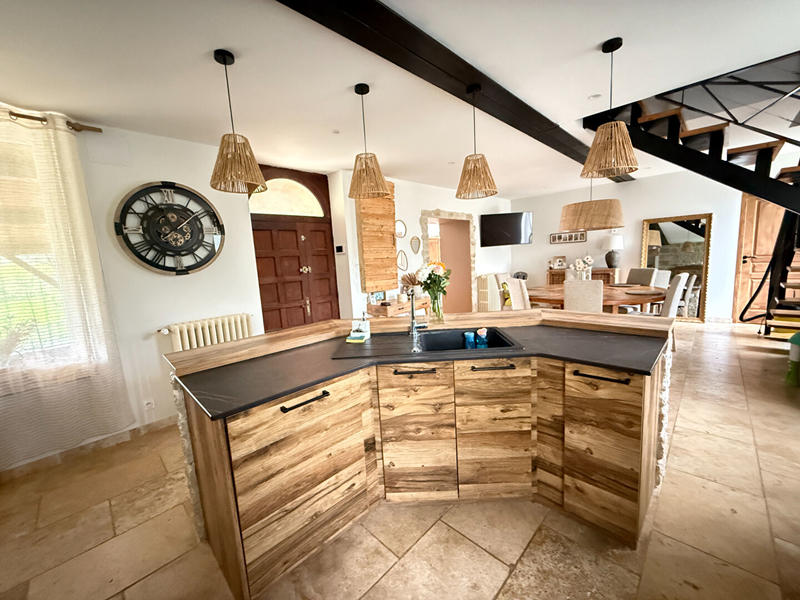 Maison - 172 m² - 7 pièces