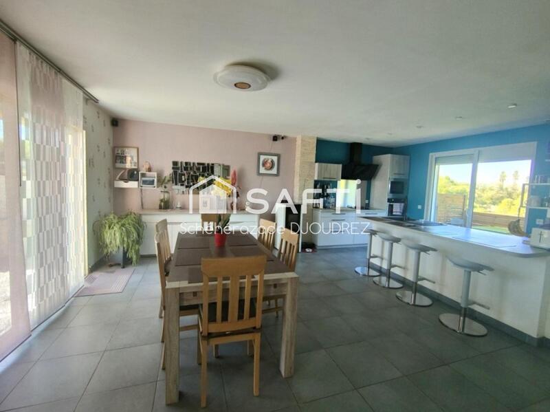 Maison - 76 m² - 4 pièces