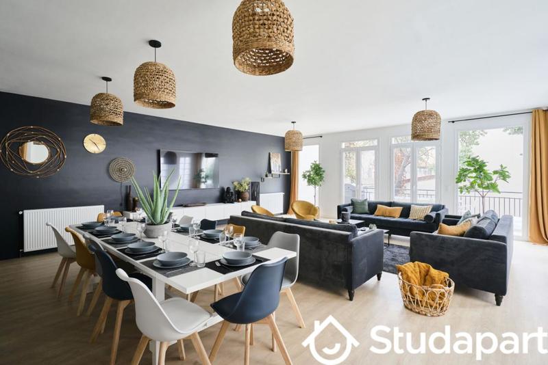 Chambre - 14 m² - 1 pièce