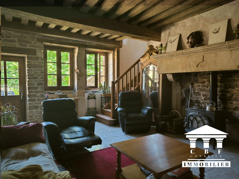 Maison - 172 m² - 9 pièces