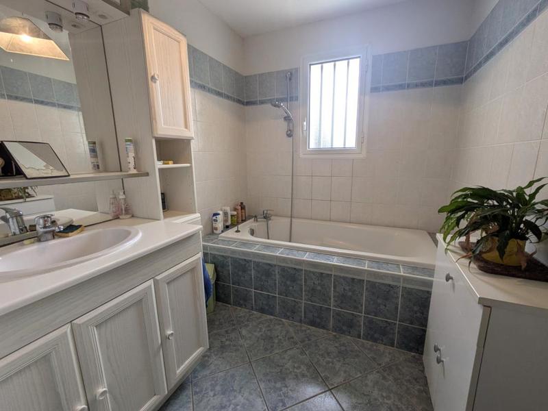 Maison - 167 m² - 8 pièces