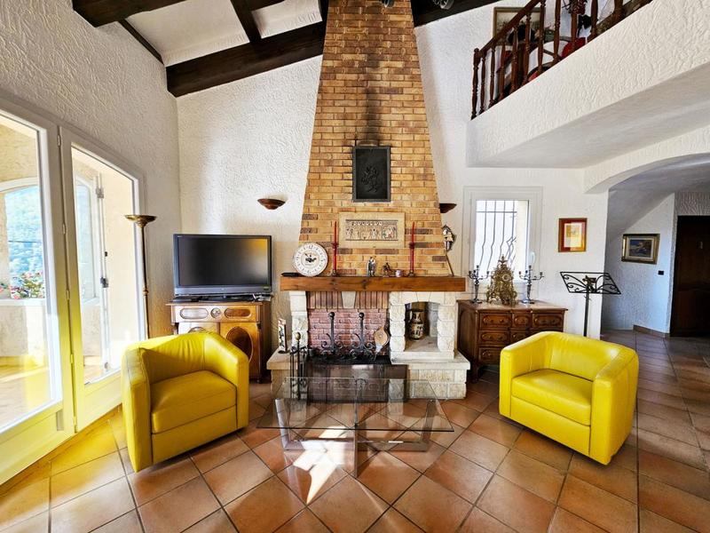 Maison - 165 m² - 4 pièces