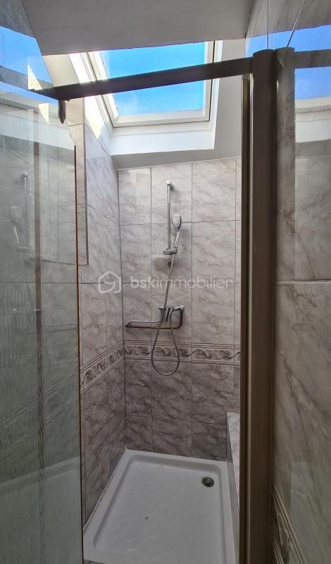 Appartement - 65 m² - 2 pièces