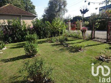 Maison - 240 m² - 10 pièces