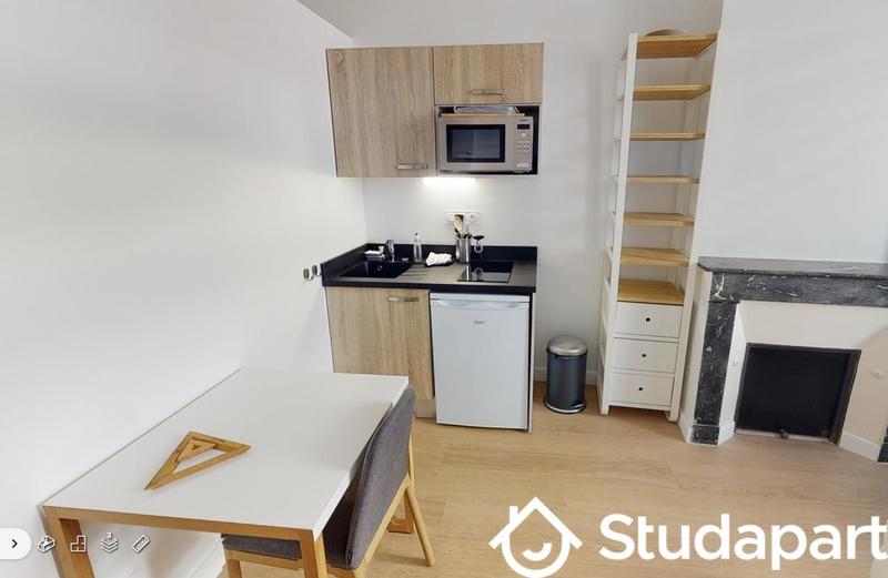 Chambre - 18 m² - 1 pièce