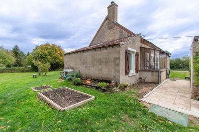 Maison - 87 m² - 4 pièces