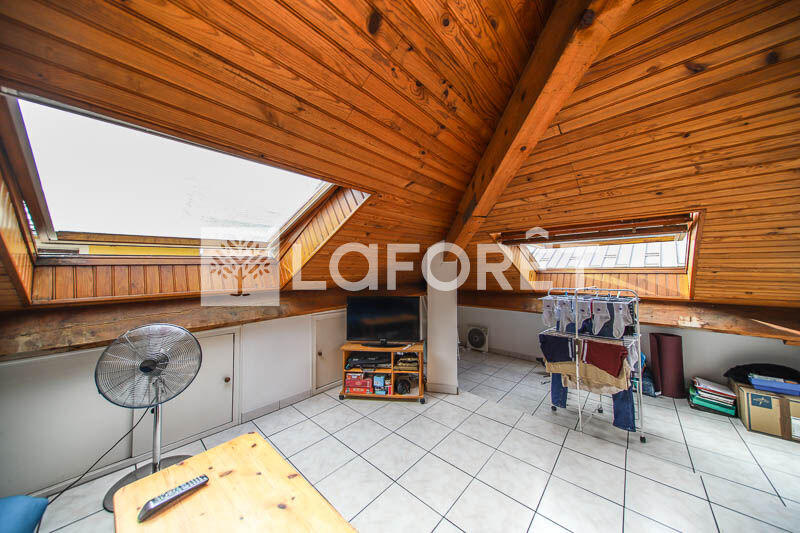 Maison - 137 m² - 6 pièces