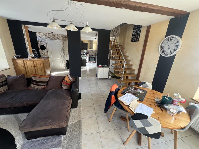 Maison - 92 m² - 4 pièces