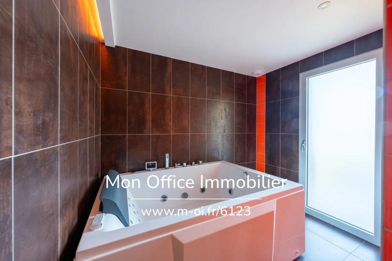Maison d'architecte - 250 m² - 6 pièces