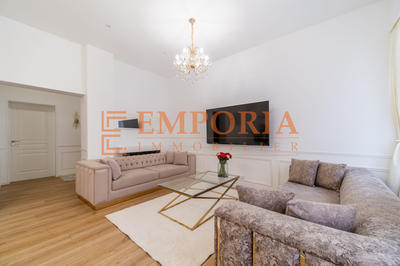 Appartement - 115 m² - 5 pièces