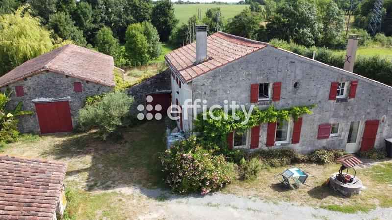 Maison - 140 m² - 6 pièces