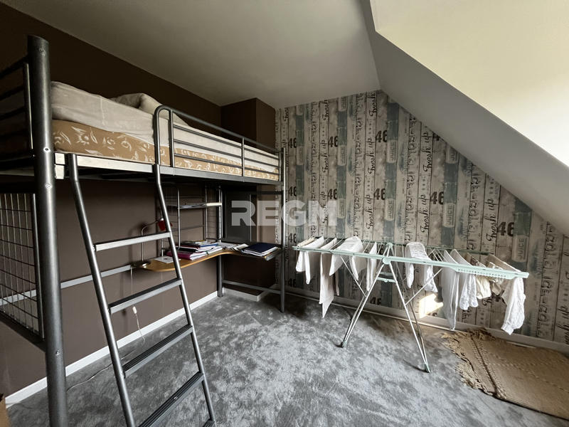 Maison - 136 m² - 6 pièces