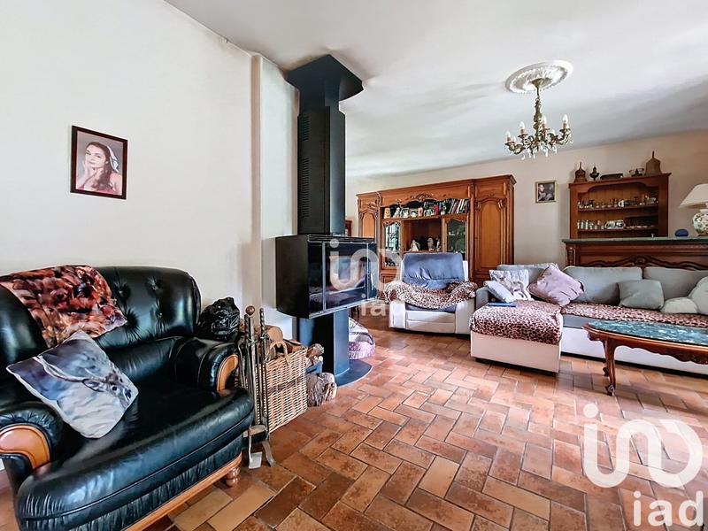 Maison - 180 m² - 8 pièces