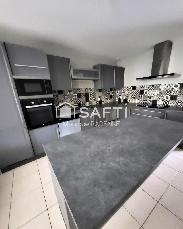 Maison - 167 m² - 8 pièces