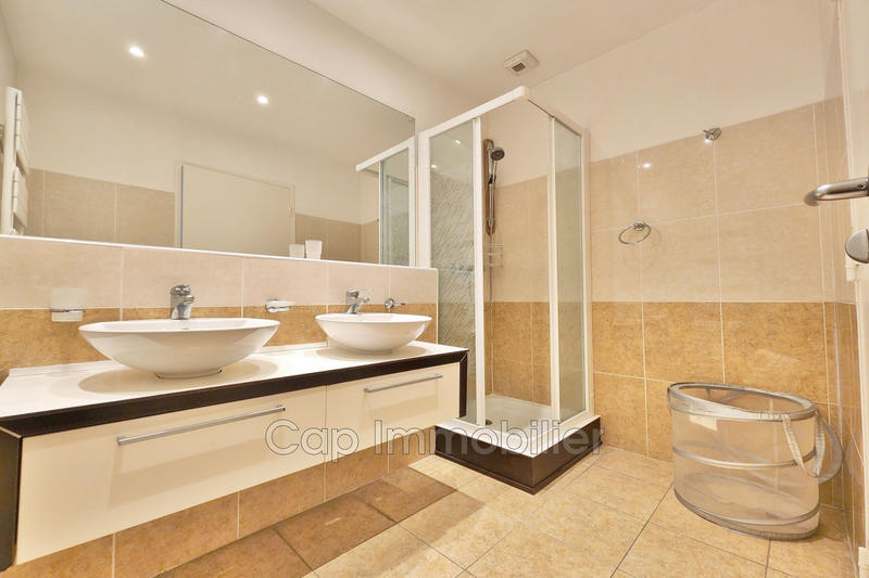 Maison - 137 m² - 4 pièces