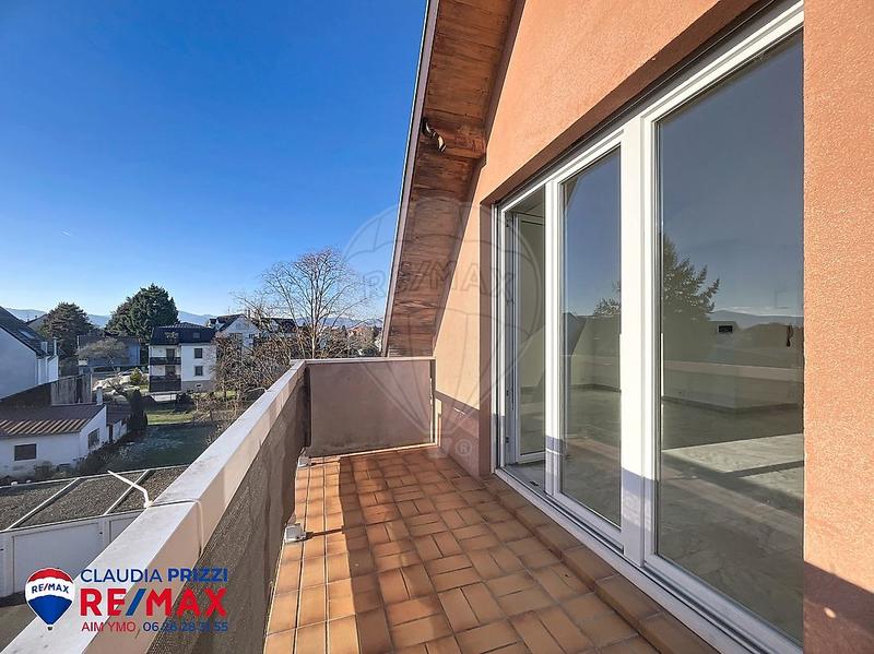 Appartement - 82 m² - 4 pièces