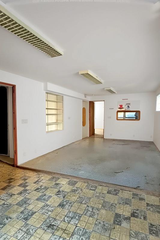 Local d'activités - 61 m² - 2 pièces