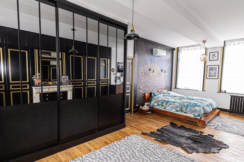 Maison - 330 m² - 10 pièces