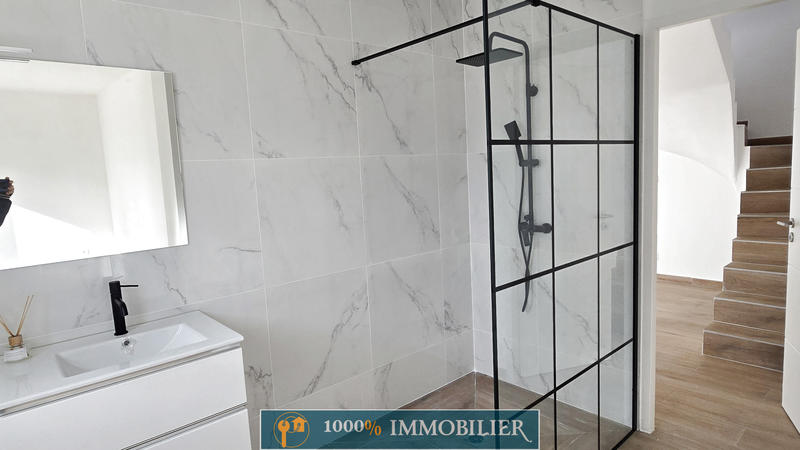 Maison - 105 m² - 6 pièces