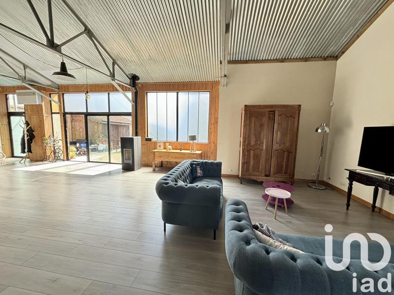 Maison - 200 m² - 5 pièces