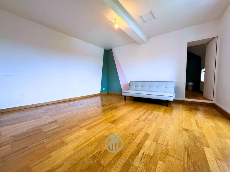 Maison - 191 m² - 7 pièces