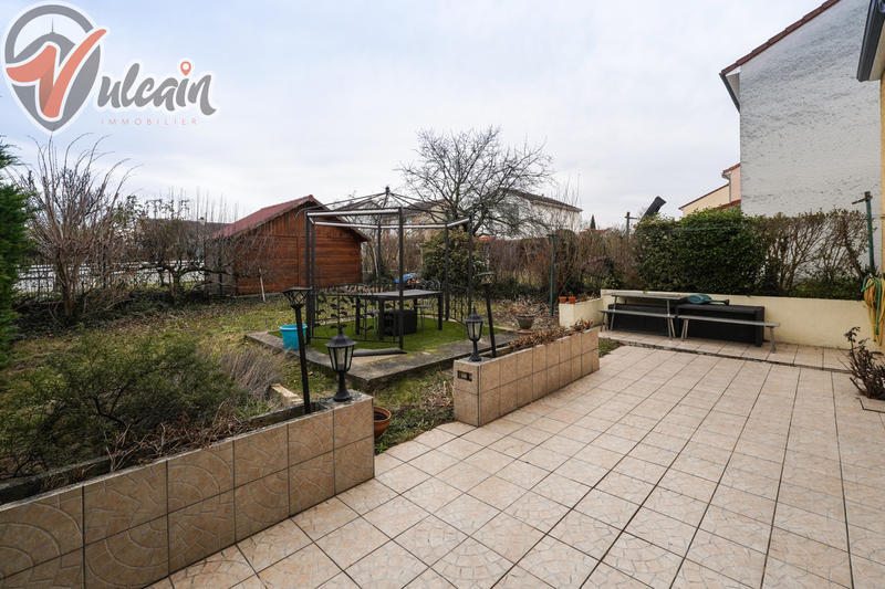 Maison - 104 m² - 5 pièces