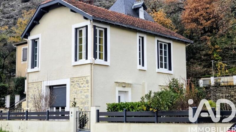 Maison - 80 m² - 5 pièces