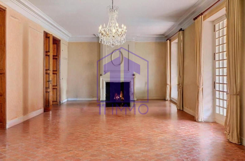 Maison ancienne - 409 m² - 10 pièces