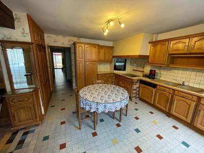 Maison - 200 m² - 7 pièces