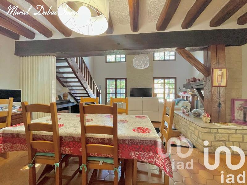 Maison - 201 m² - 5 pièces