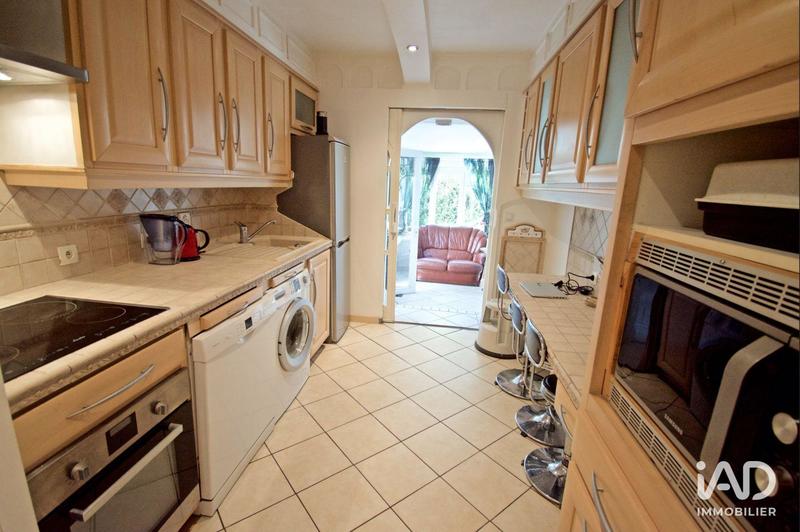 Maison - 191 m² - 11 pièces