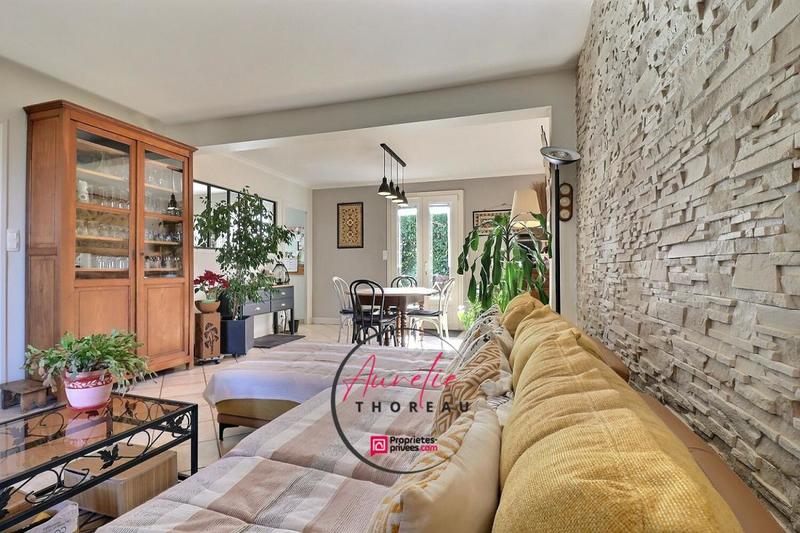 Maison - 107 m² - 6 pièces