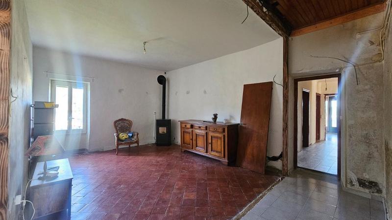 Maison ancienne - 210 m² - 6 pièces