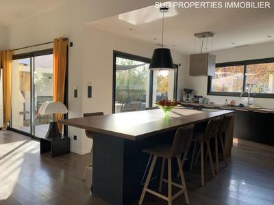 Maison - 151 m² - 5 pièces