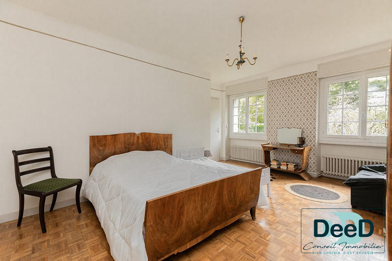 Maison - 175 m² - 7 pièces