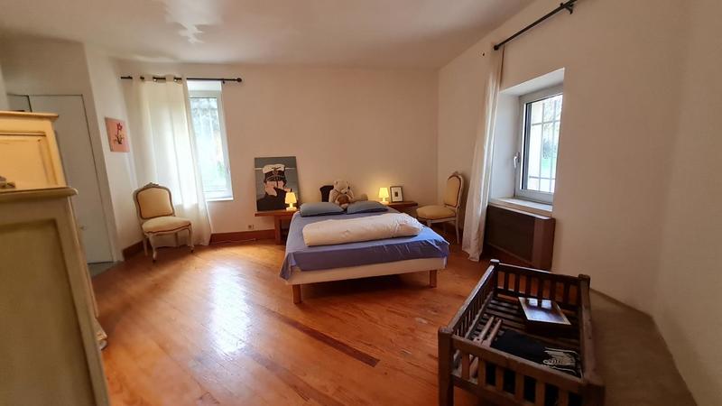 Maison - 217 m² - 6 pièces