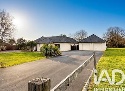 Maison - 170 m² - 5 pièces