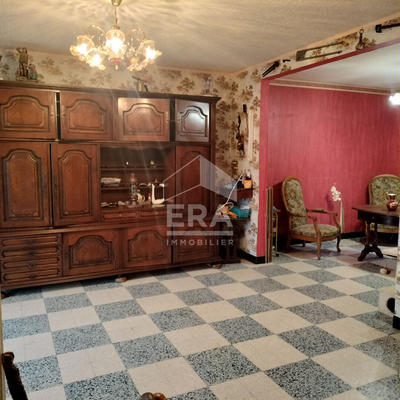 Maison - 80 m² - 5 pièces